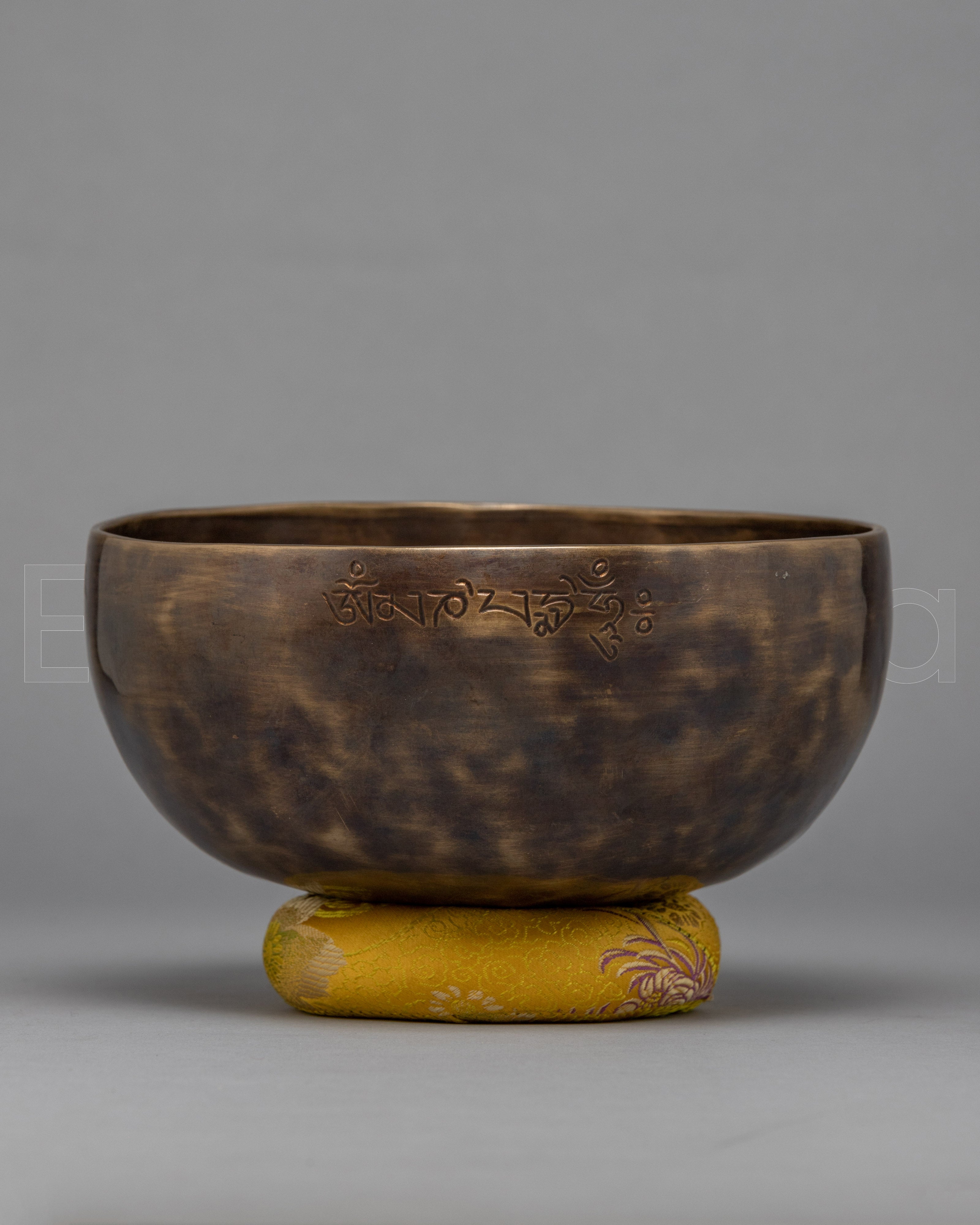 Hand-Beaten Brass Singing Bowl 