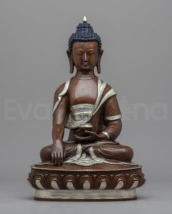 Shakyamuni Statue