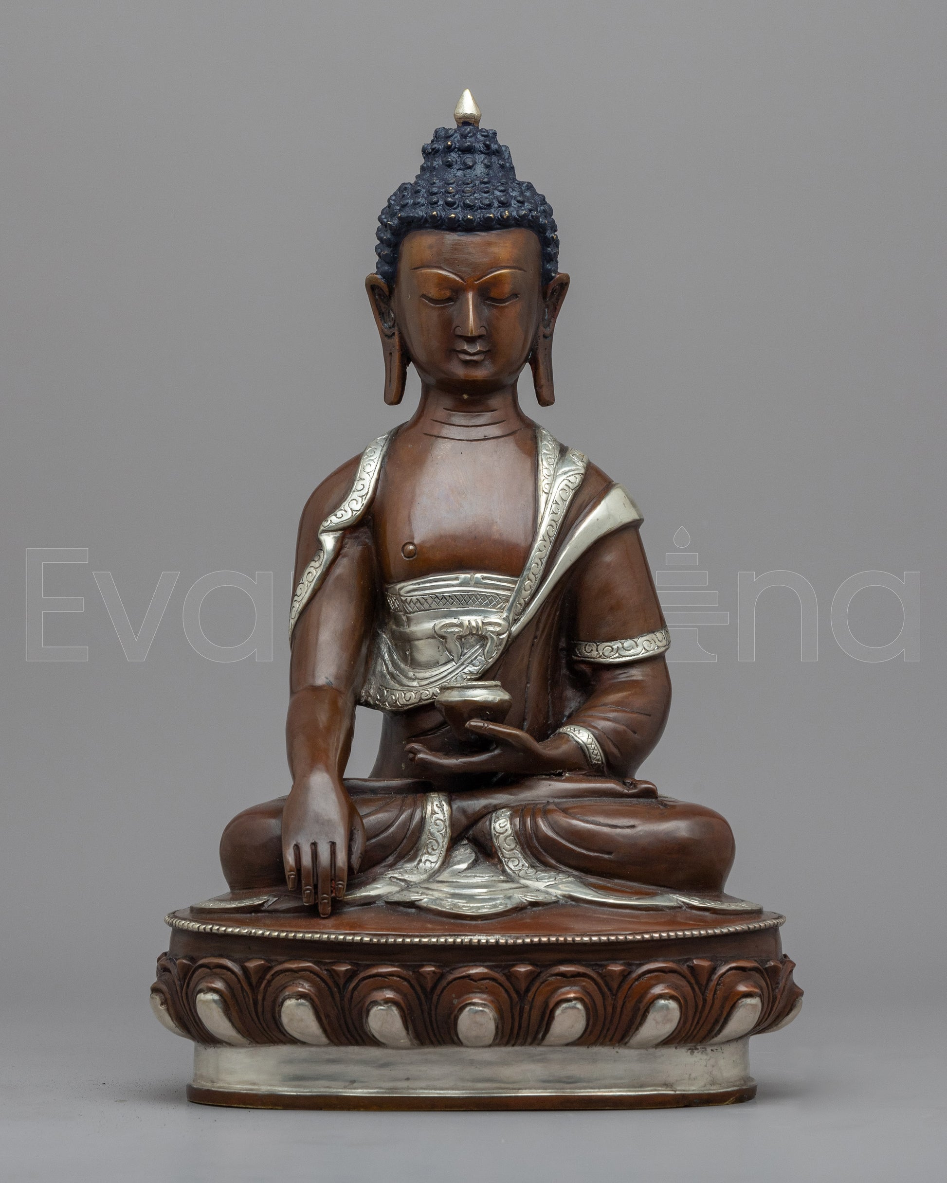 Shakyamuni Statue