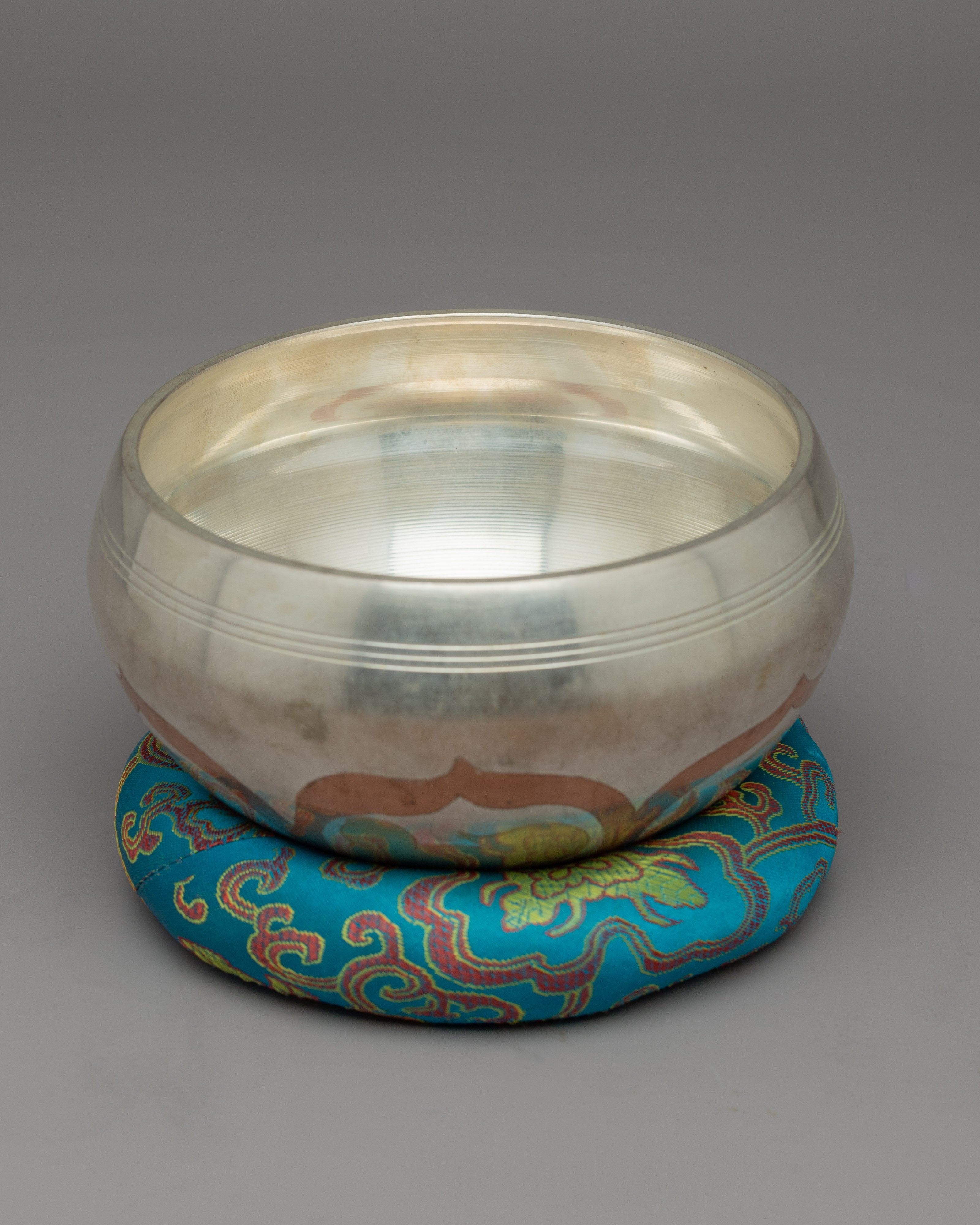 Best Tibetan Singing Bowl | Powerful Tool for Meditation and Relaxation