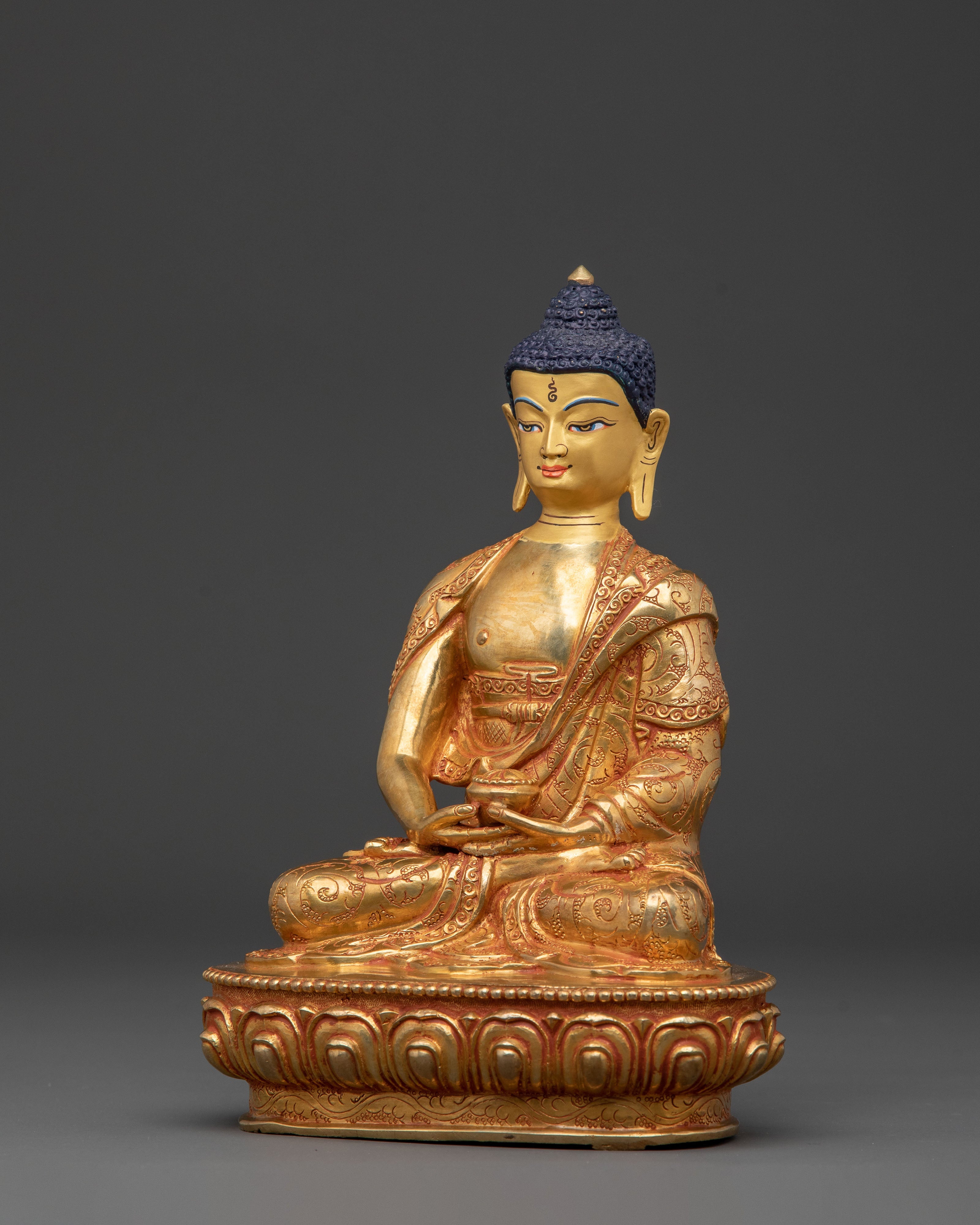 Amitabha Buddha Statue: Boundless Compassion