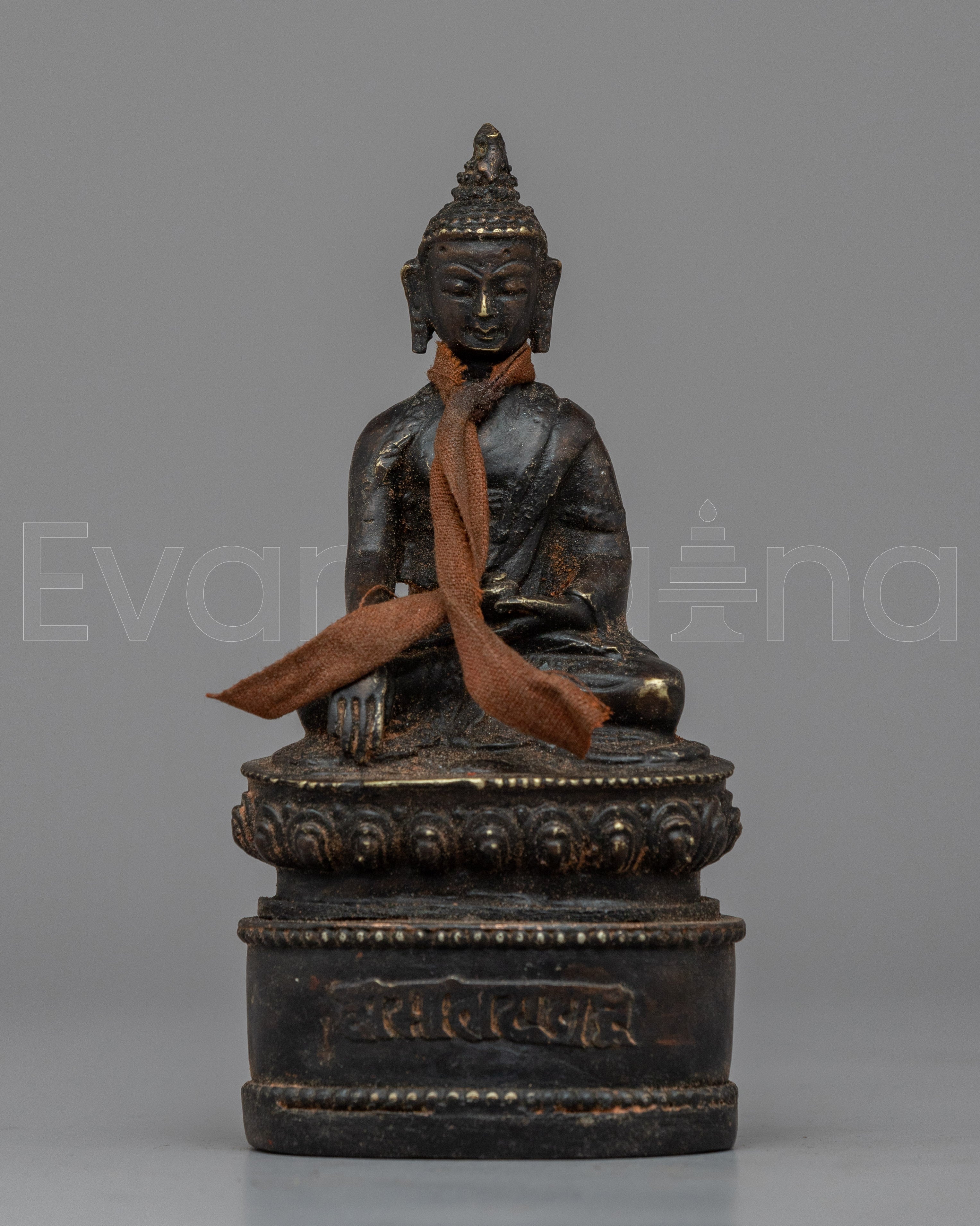  Shakyamuni  Buddha Statue 