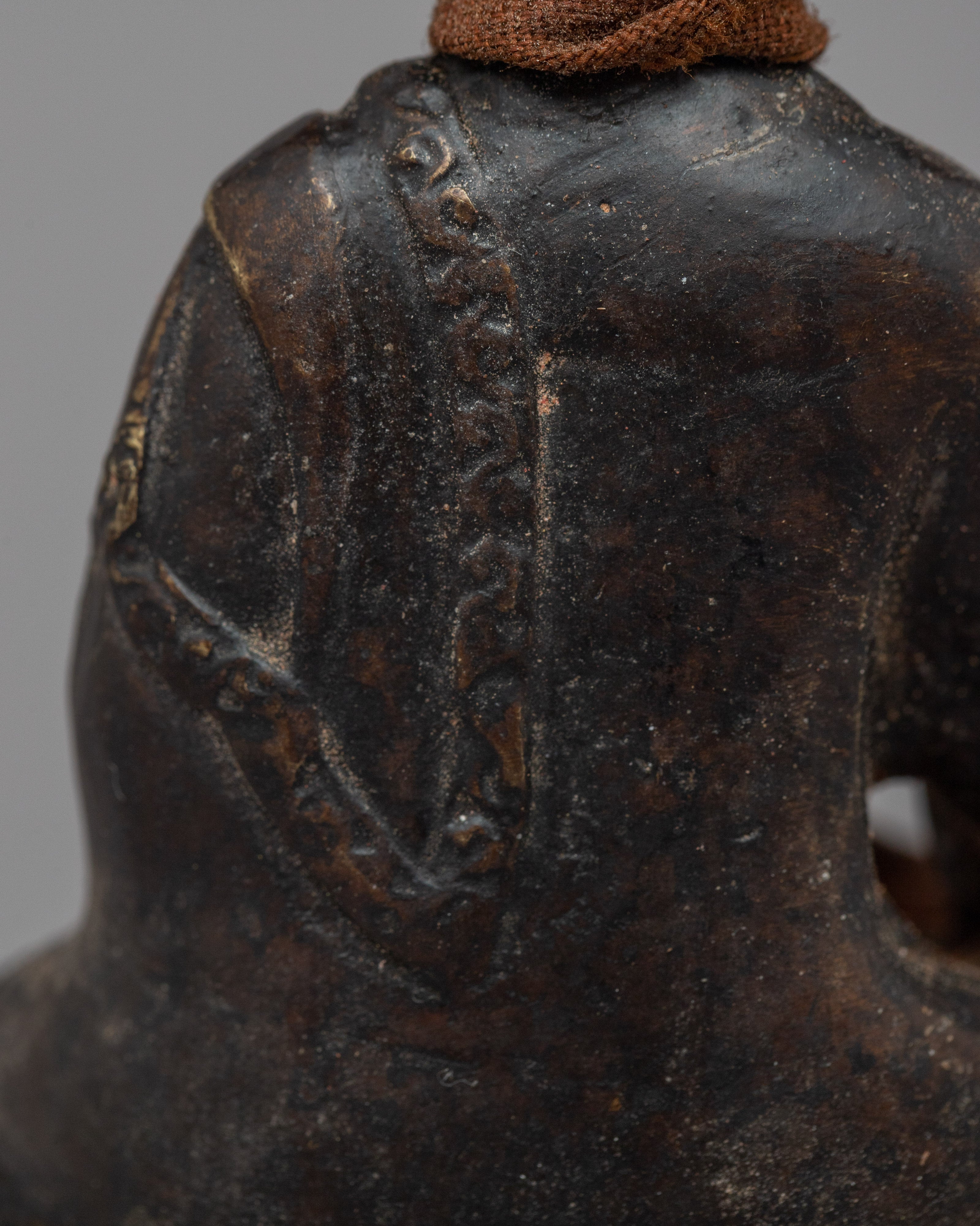 Buddha Shakyamuni Sculpture | Serene Art for Spiritual Reflection