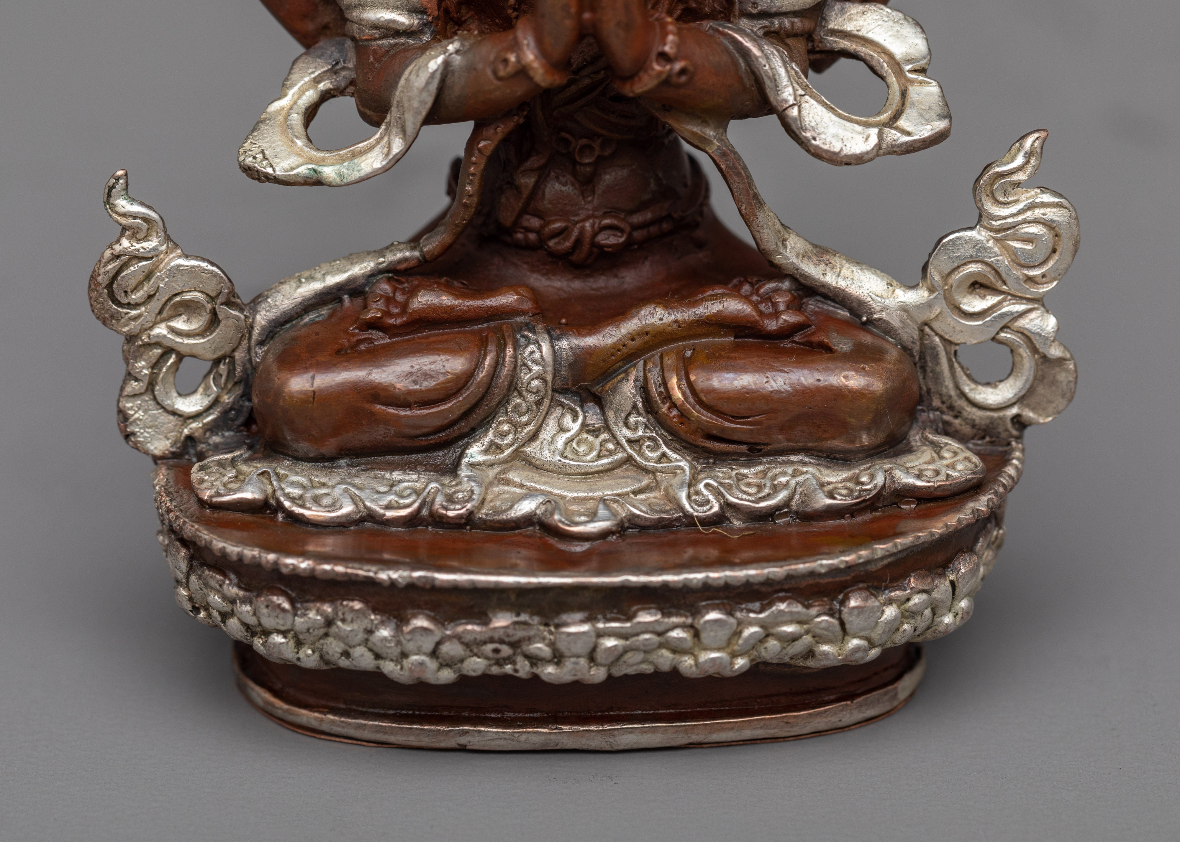 Buddhist Chenrezig Buddha Statue | Embracing the Grace of Silver Plated Statue