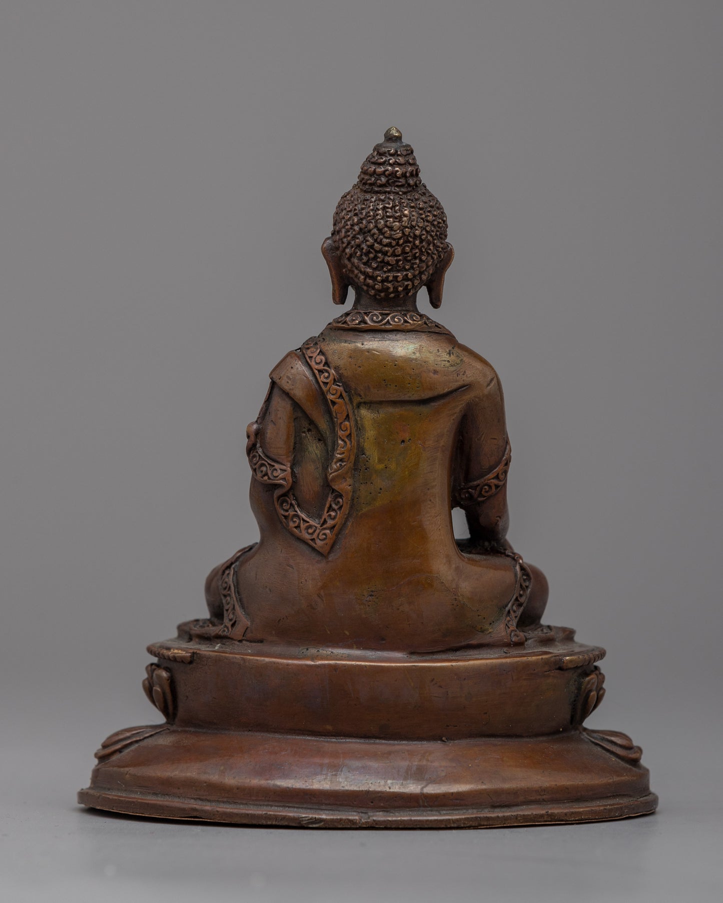 Shakyamuni Buddha Statue Decor | Perfect Addition to Your Zen Collection for a Peaceful Ambiance