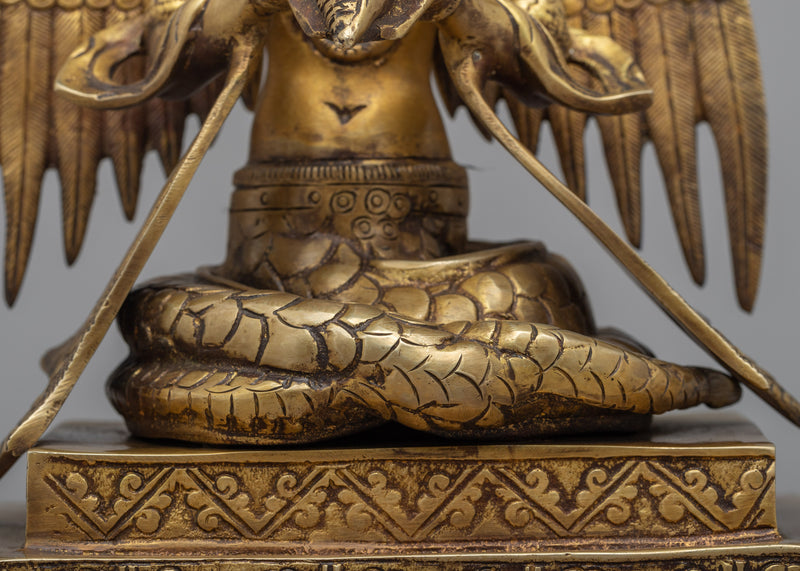 Queen Snake Statue | Captivating Sculptures that Transcend Boundaries