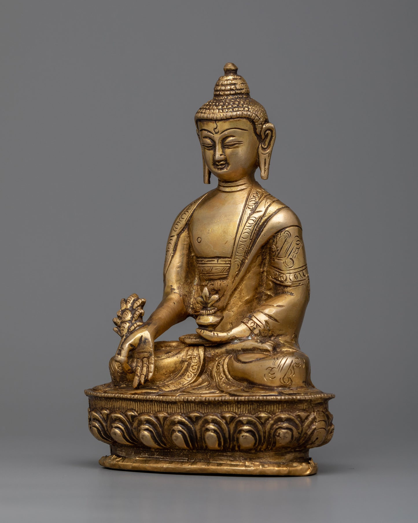 Healing Medicine Buddha Statue | Traditional Buddhist Sculpture