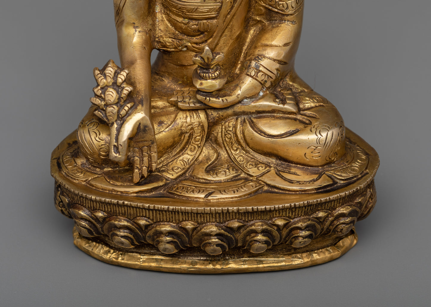 Healing Medicine Buddha Statue | Traditional Buddhist Sculpture