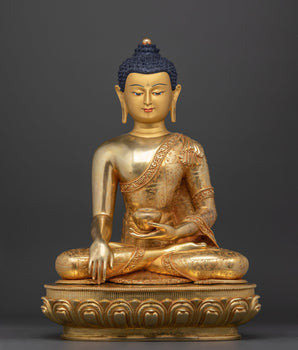 Gold gilded Shakyamuni Buddha statue