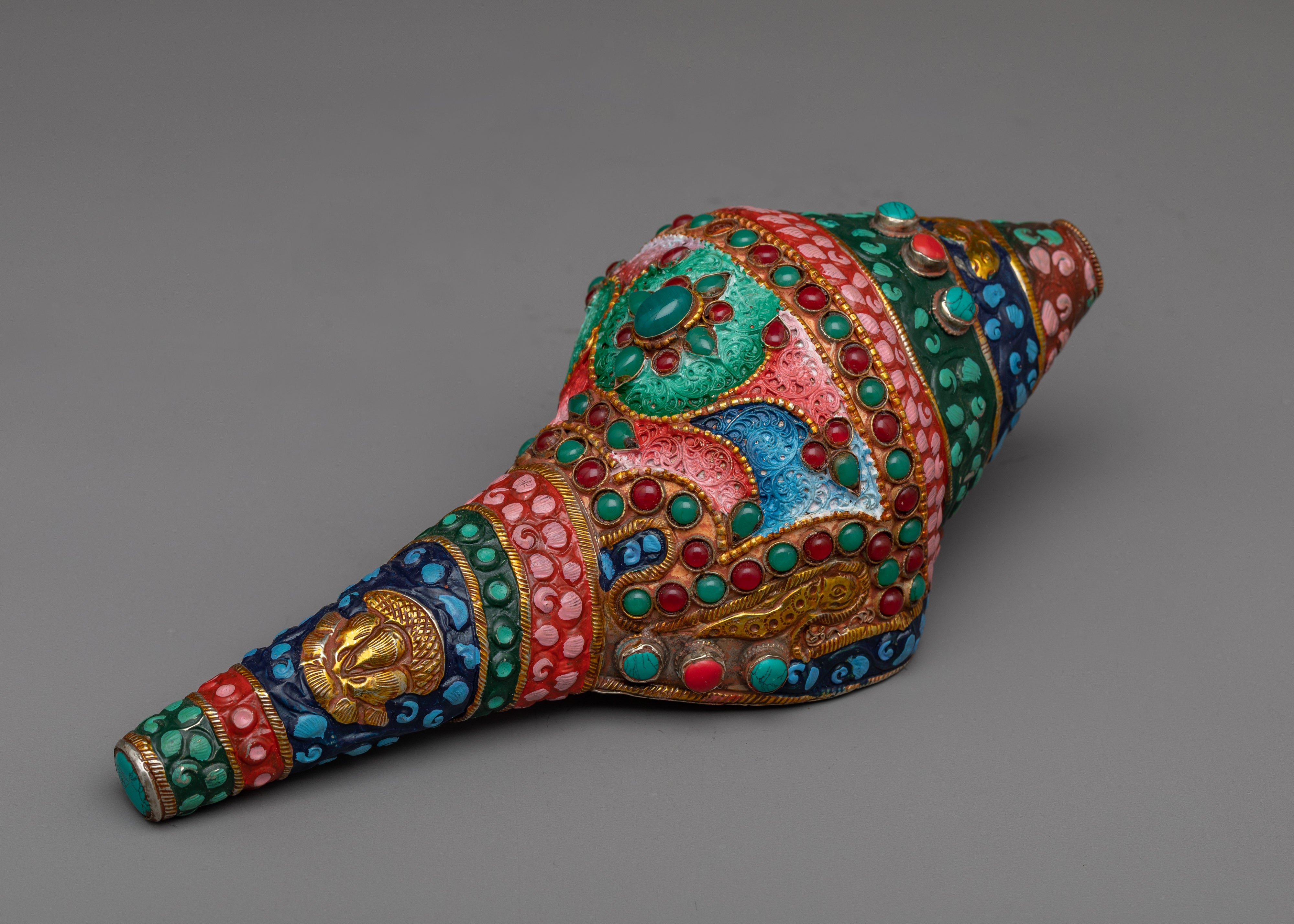 Handcrafted Small Conch Shell Sankha |  Perfect for Meditation and Home Decor