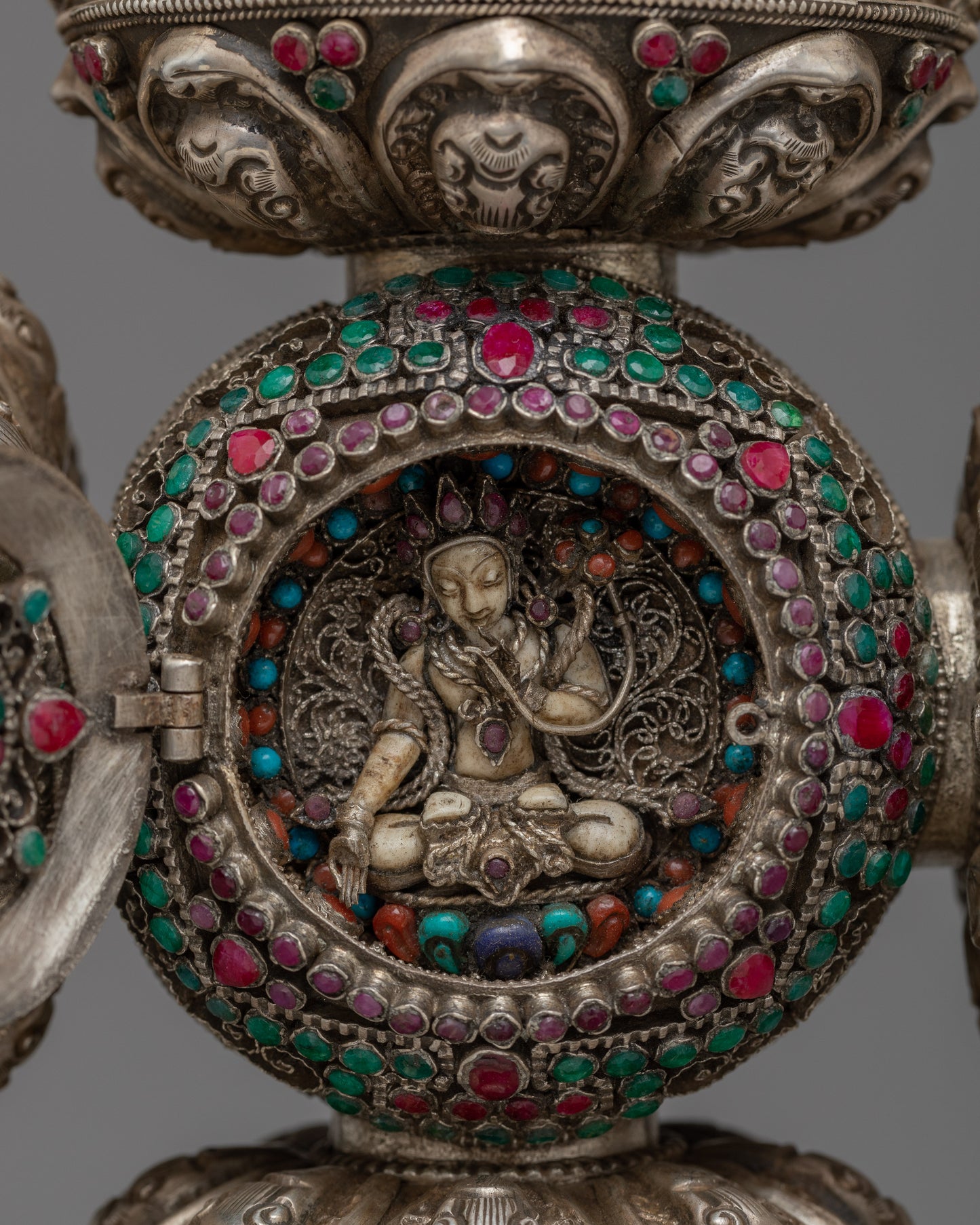 Vishwo Vajra with Stand | Unique and Exquisite Spiritual Décor