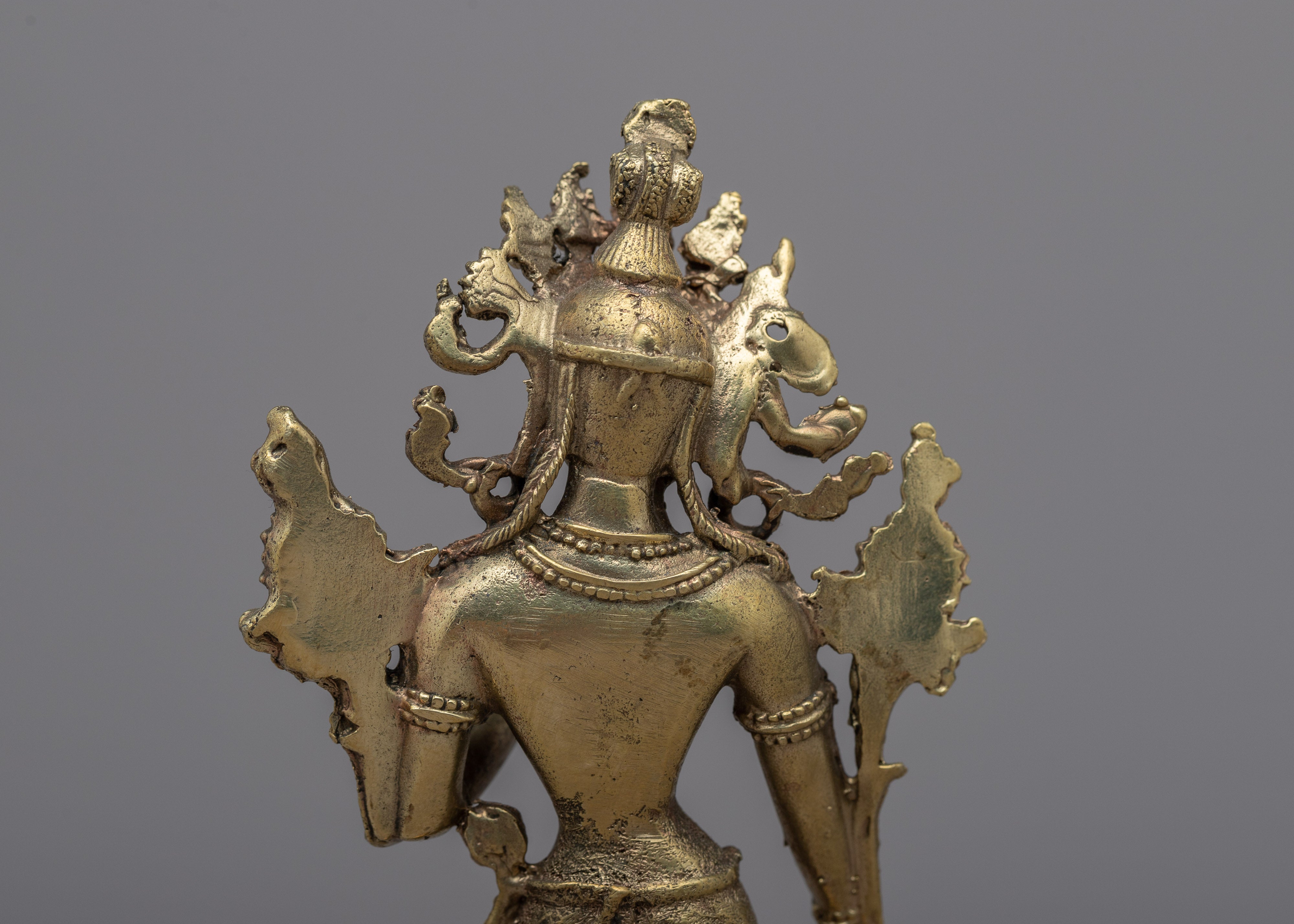Standing Chenresig Statue | Embodying the Compassionate Presence of Avalokiteshvara