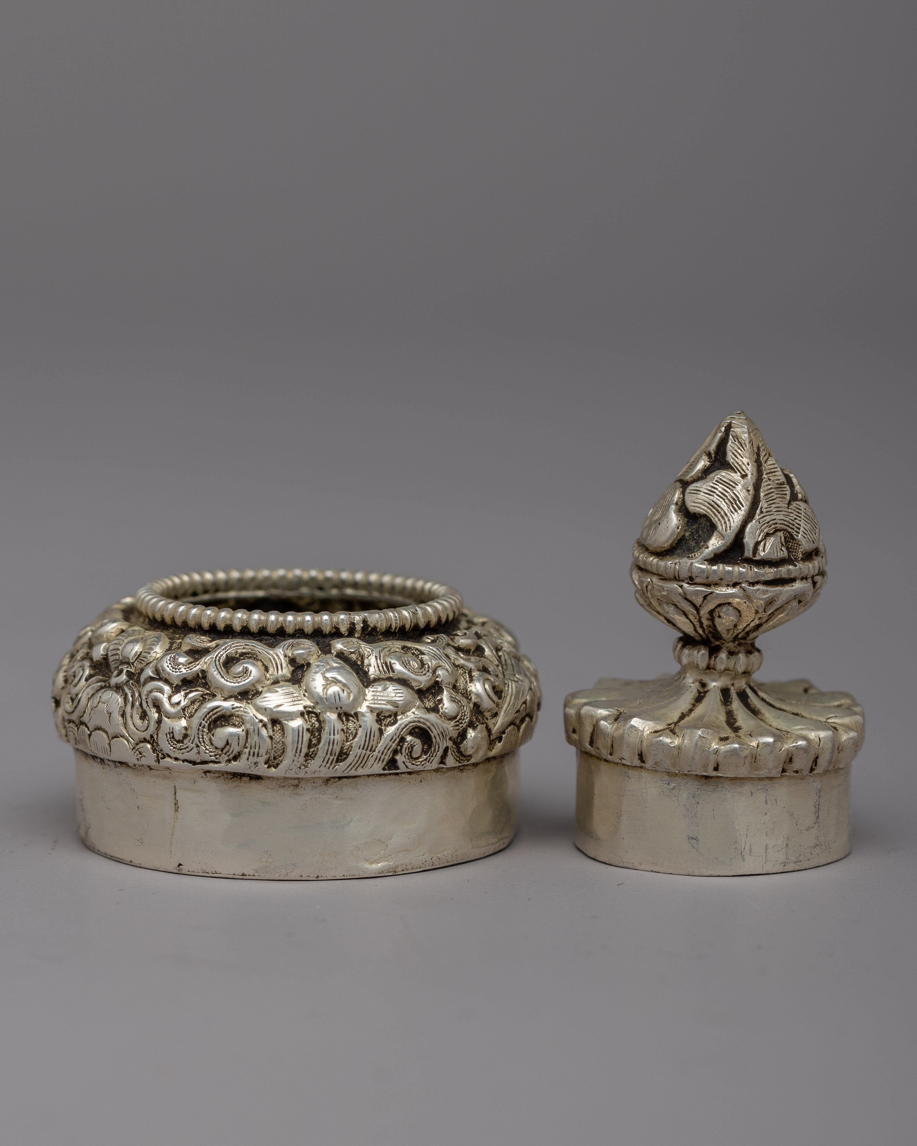 Tibetan Dhupur Rice Pot | Timeless Beauty for Your Home