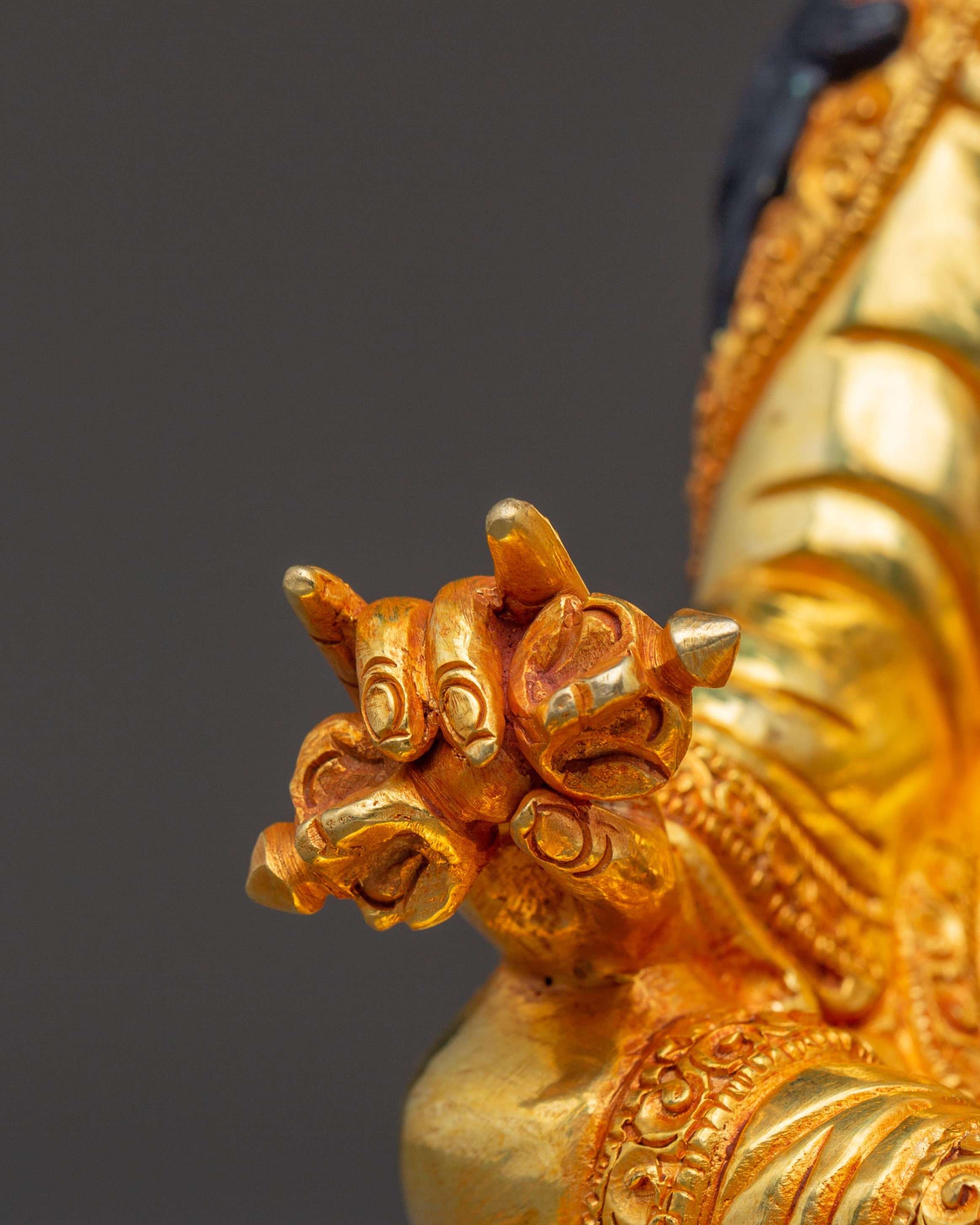 Golden Guru Rinpoche Spiritual Statue – Handcrafted Perfection