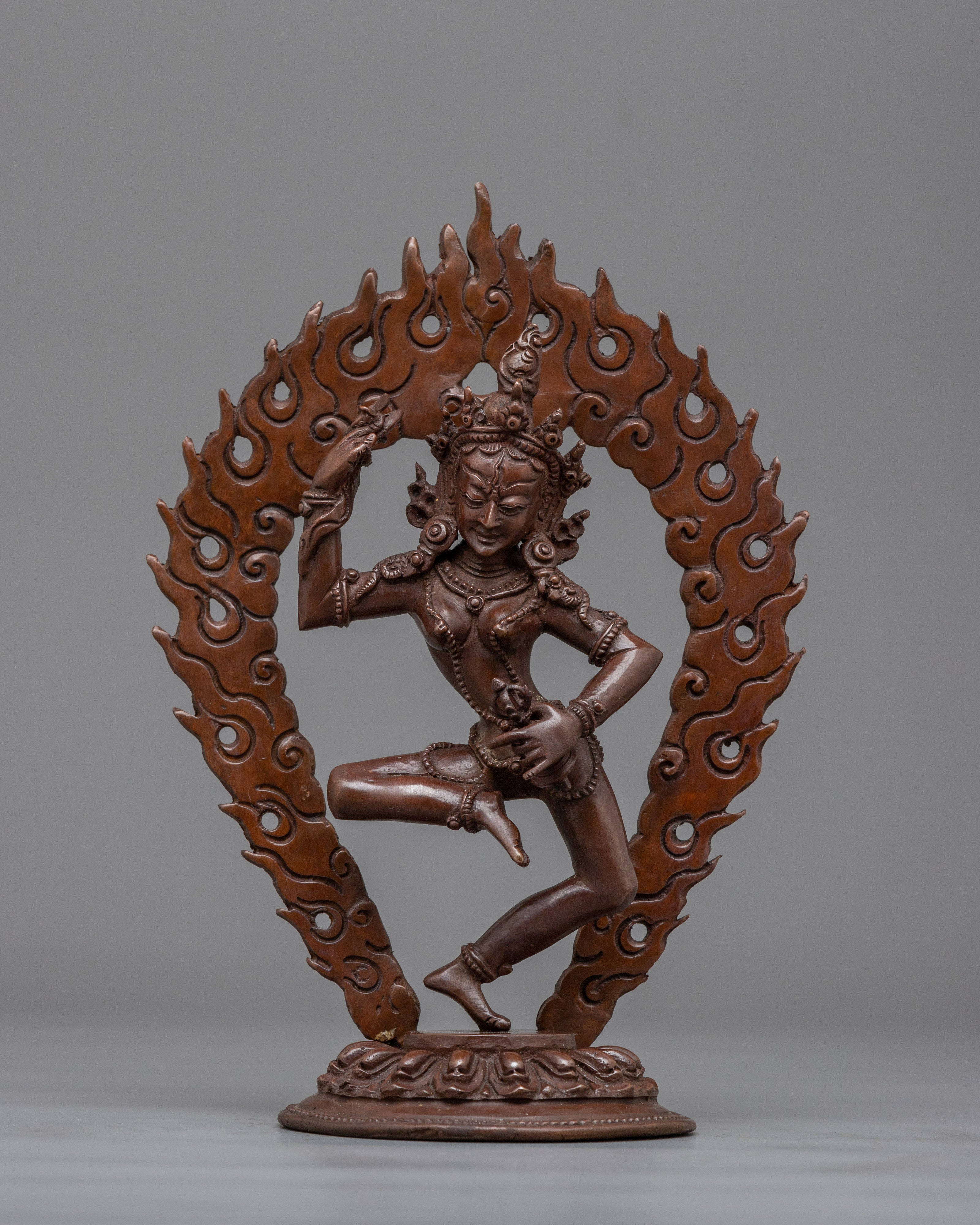 buddhist-female-master