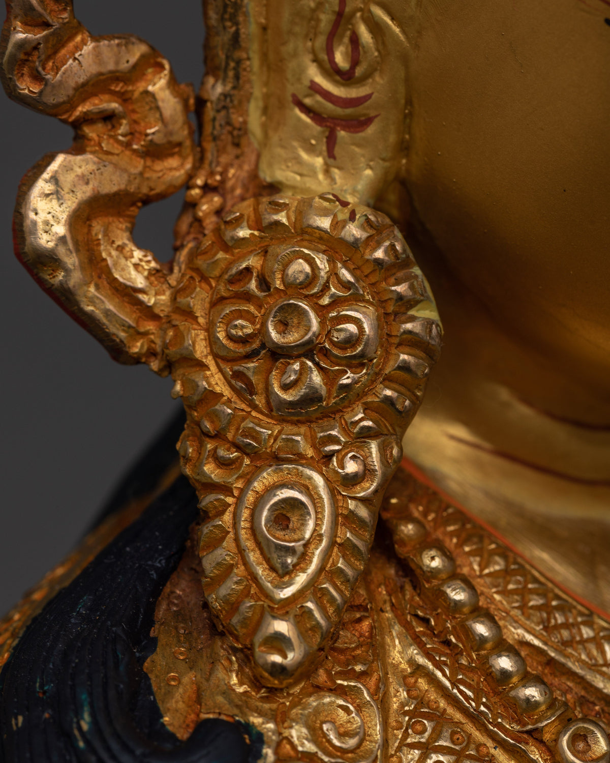 Lotus Rinpoche Statue | Handcrafted Symbol of Enlightenment
