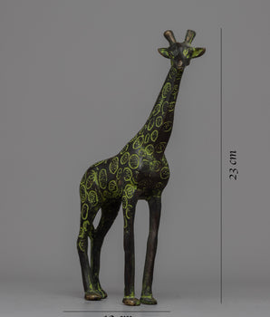 Giraffe Decor Statue | Adorn Your Tabletops and Living Spaces