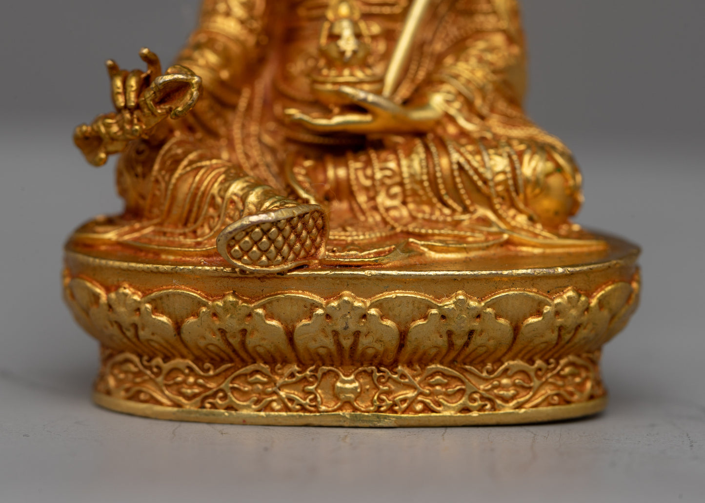 Padmasambhava Guru Rinpoche Statue | The Symbol of Enlightened Wisdom