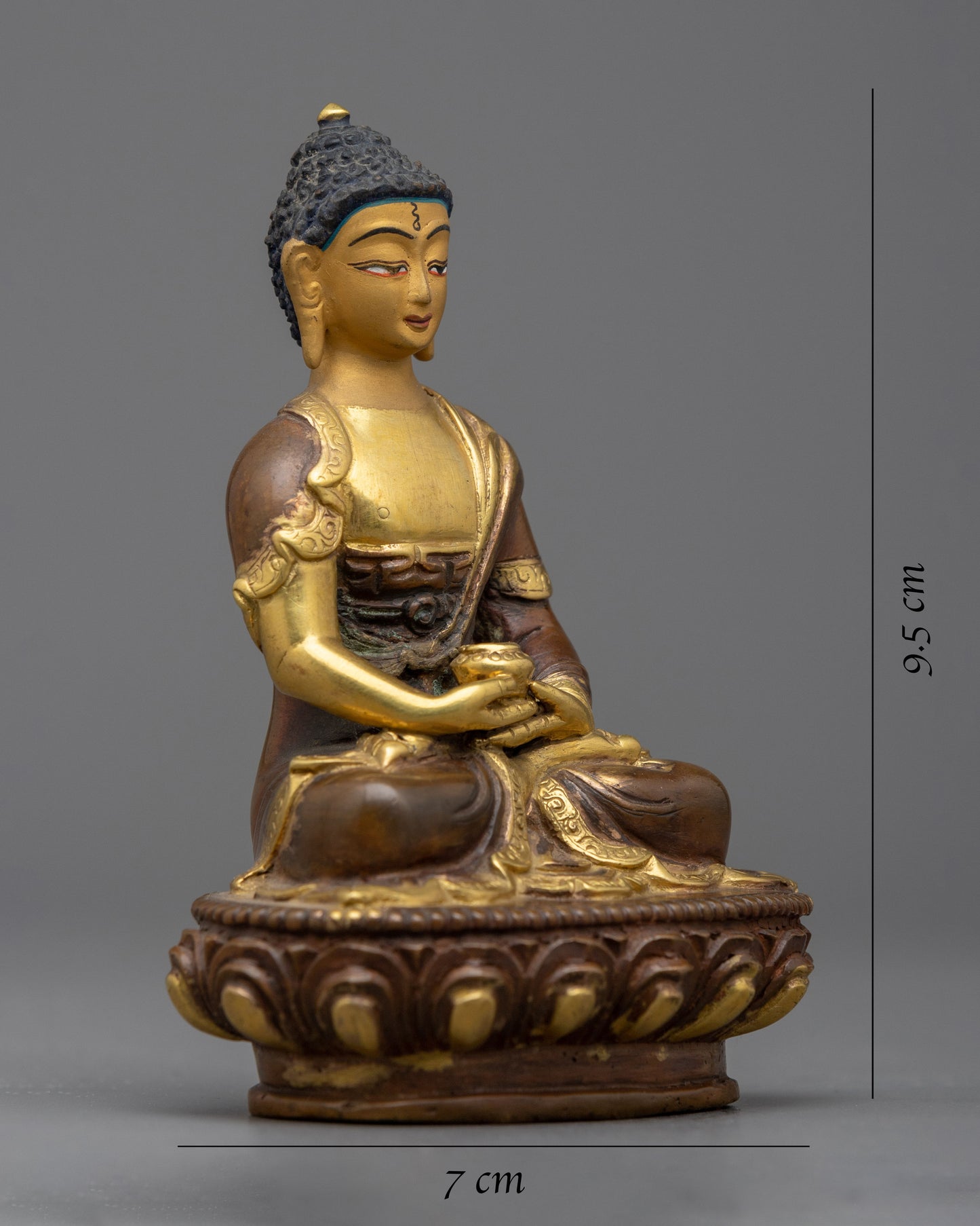 Gold Amitabha Buddha Statue | Statue Inspiring Serene Contemplation