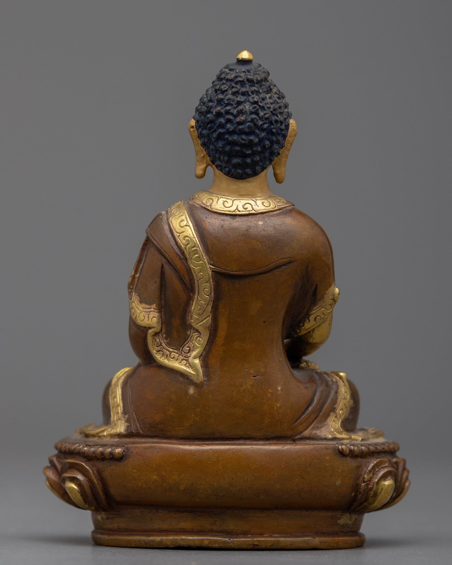 Gold Amitabha Buddha Statue | Statue Inspiring Serene Contemplation