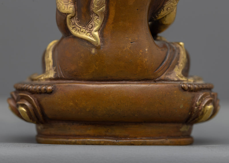 Gold Amitabha Buddha Statue | Statue Inspiring Serene Contemplation