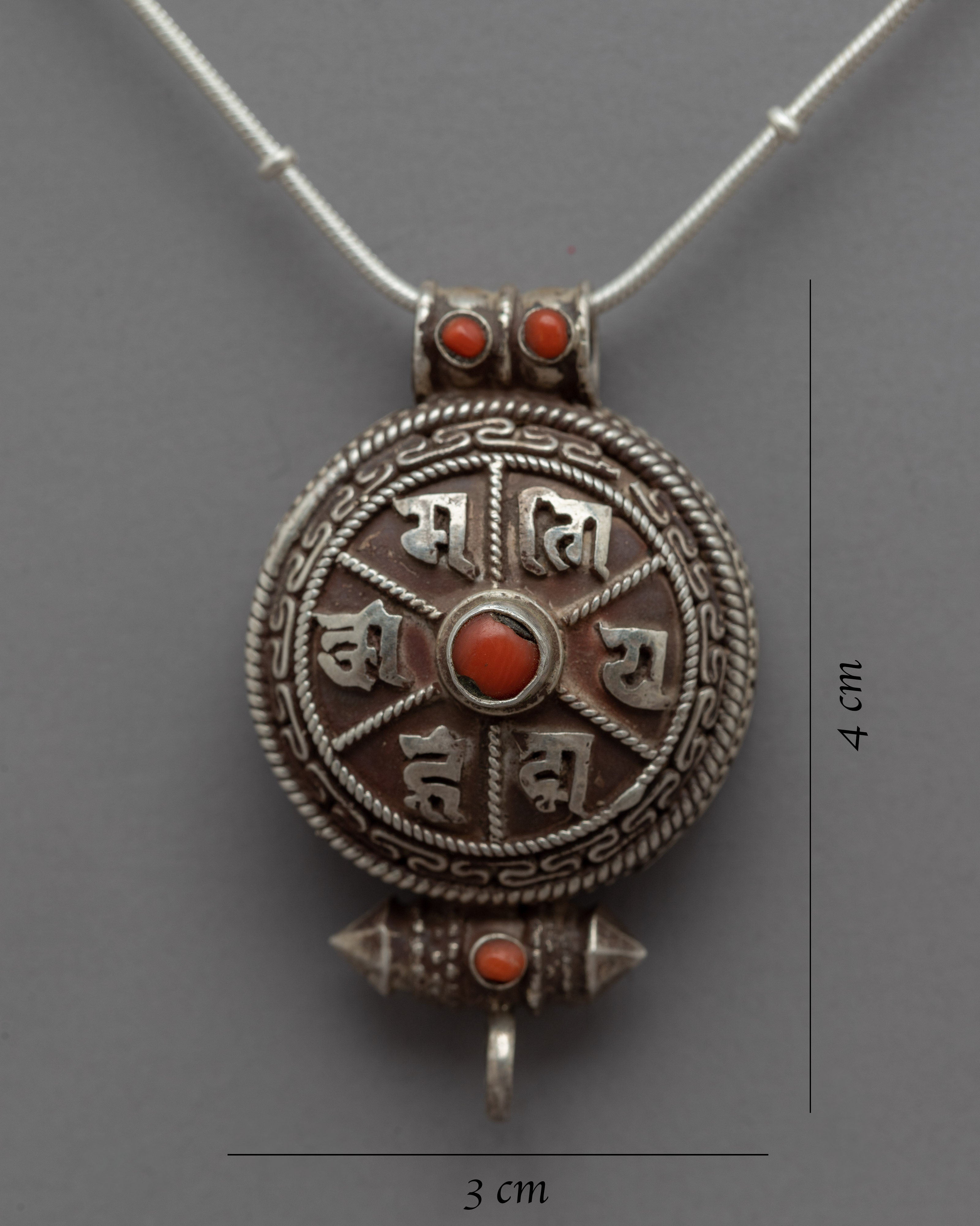 Silver Mantra Locket | Elevate Your Jewelry Collection