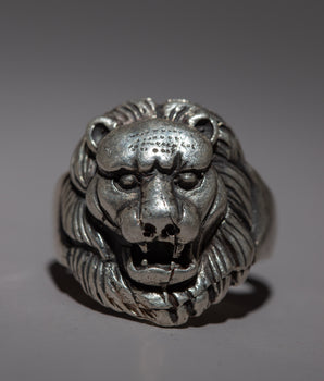 Silver Lion Ring