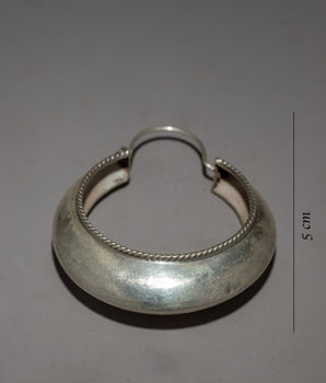 Light Hoop Earrings | Perfect Balance of Comfort and Elegance