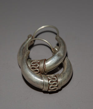 1 Inch Silver Hoop Earrings