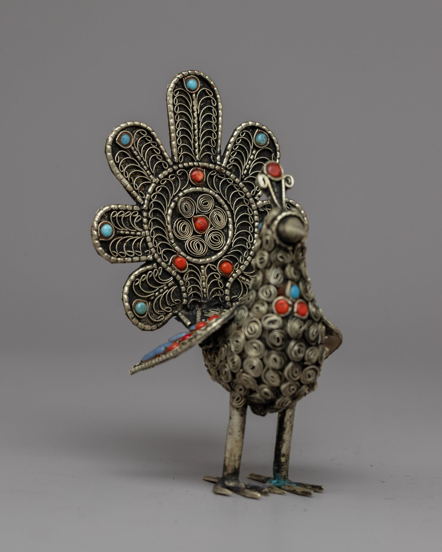 Peacock Couple Statue | Vibrant Peacock Duo for Enthusiasts