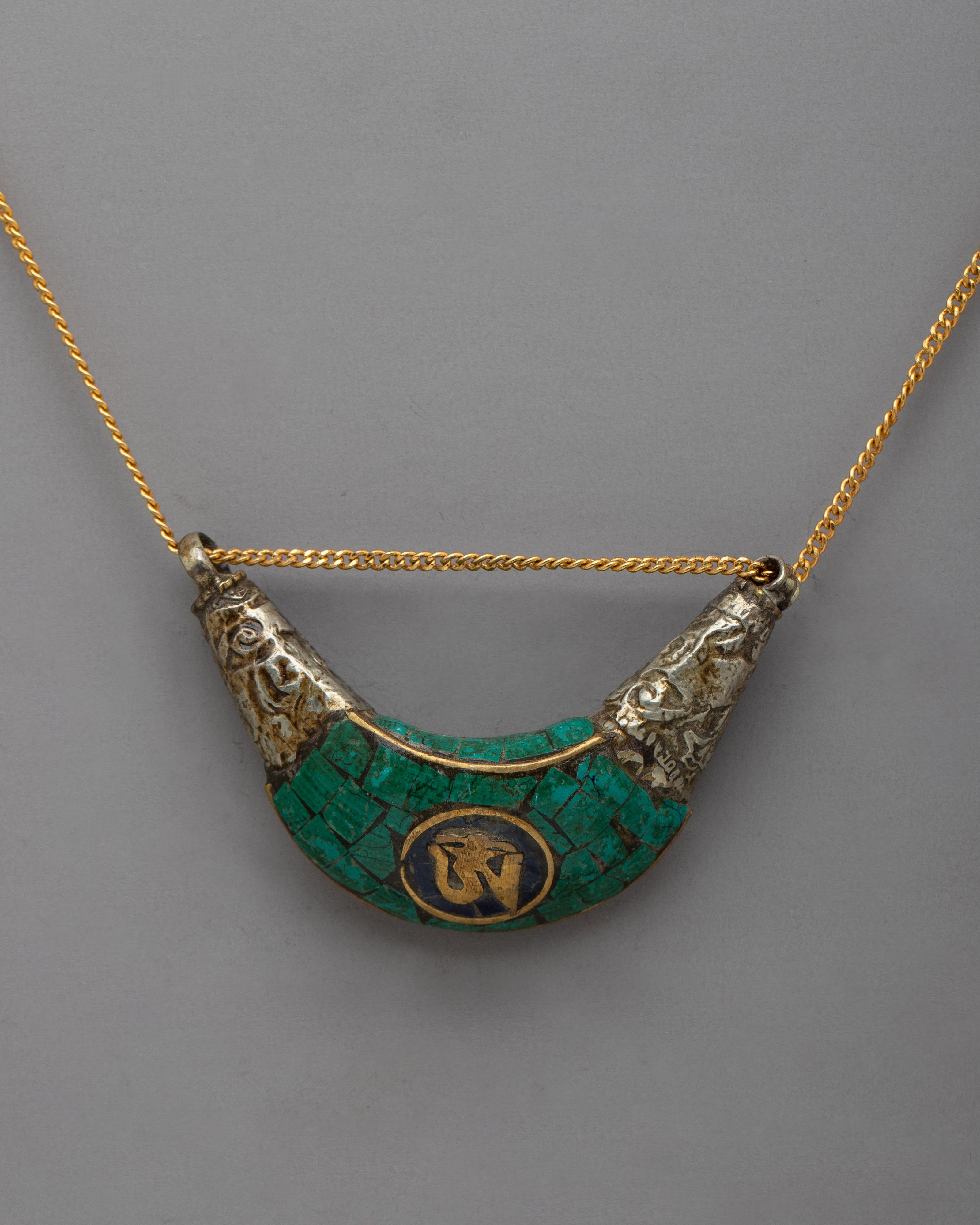 Tibetan Stone Locket | Artisan Crafted Locket