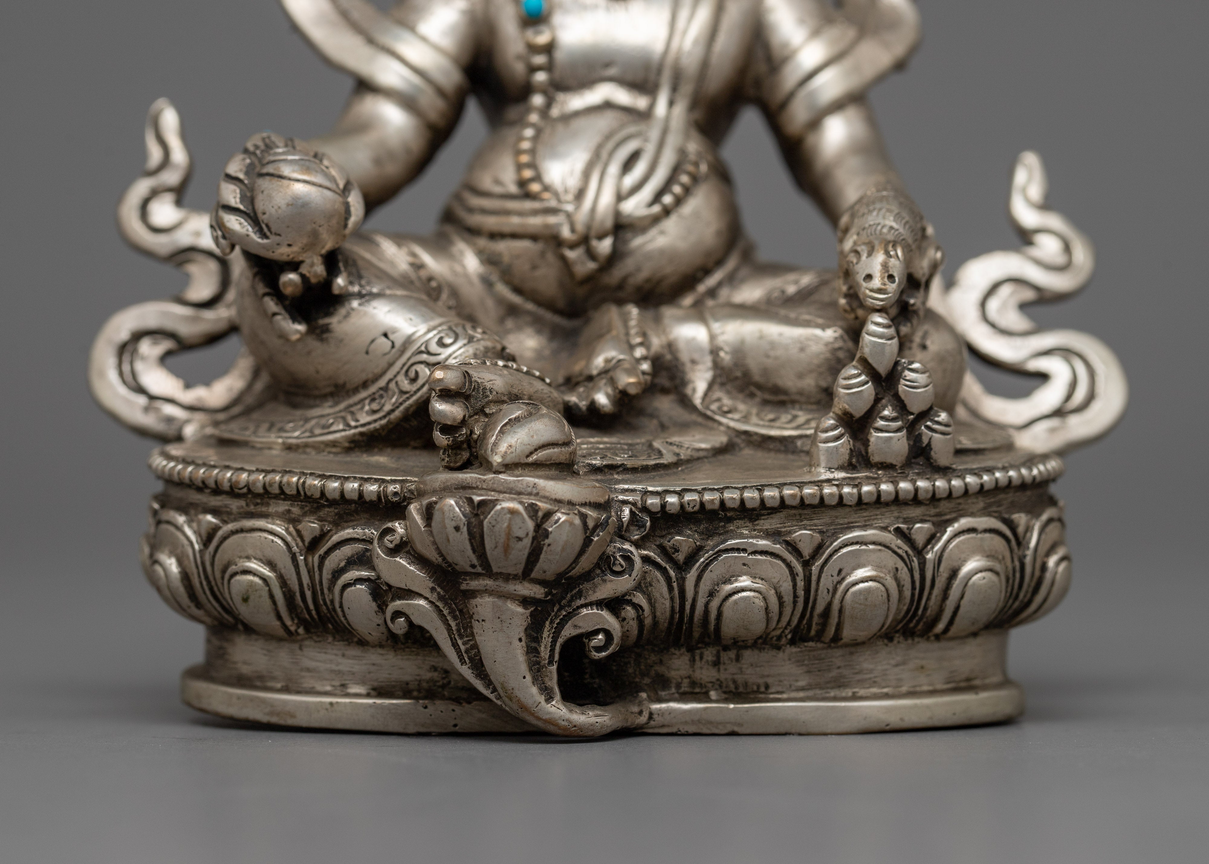 Wealth Deity Dzambhala Statue |  A Symbol of Wealth and Prosperity in Vajrayana Buddhism