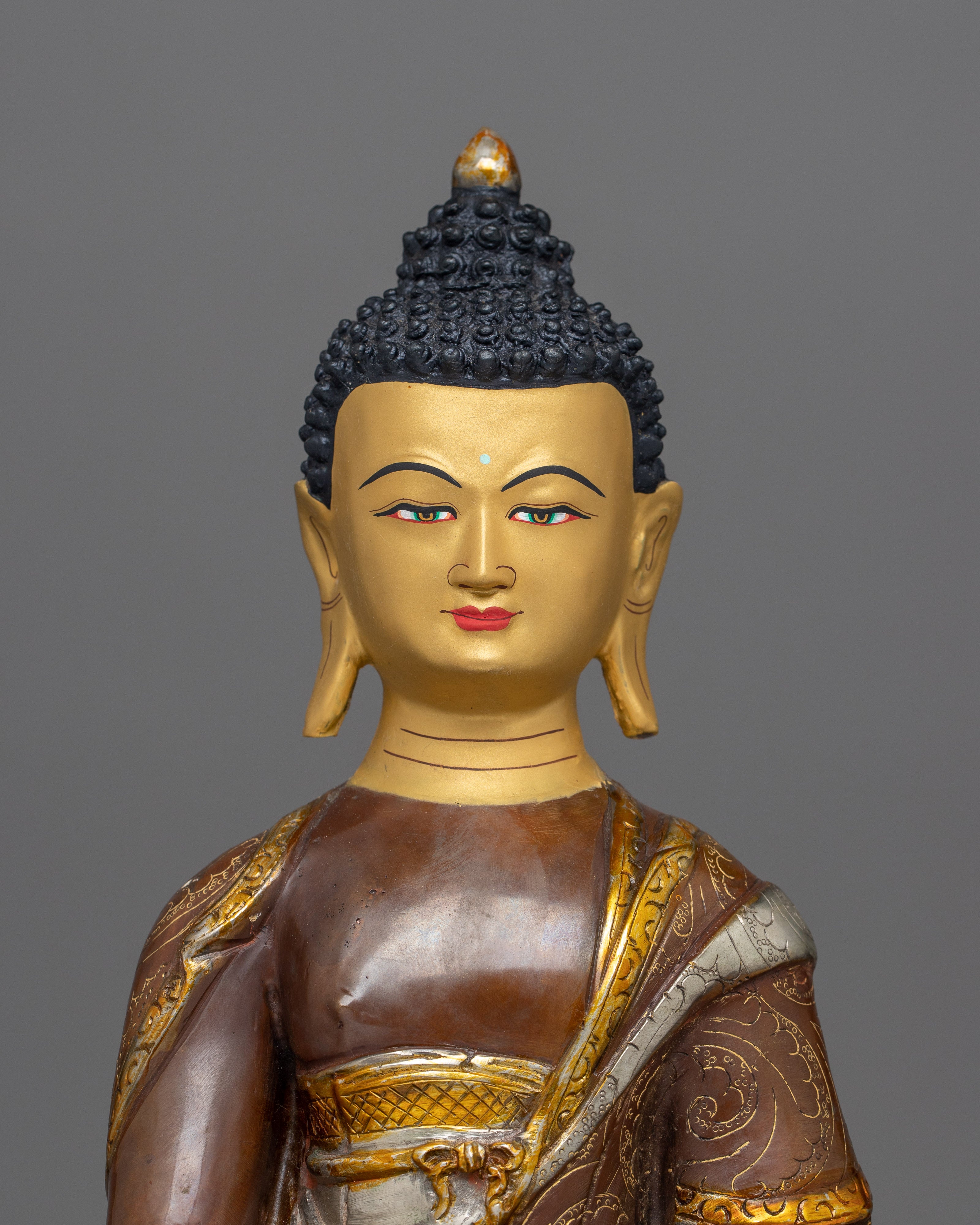 Antique Shakyamuni Buddha Statue | Preserving the Essence of Buddhist Teachings
