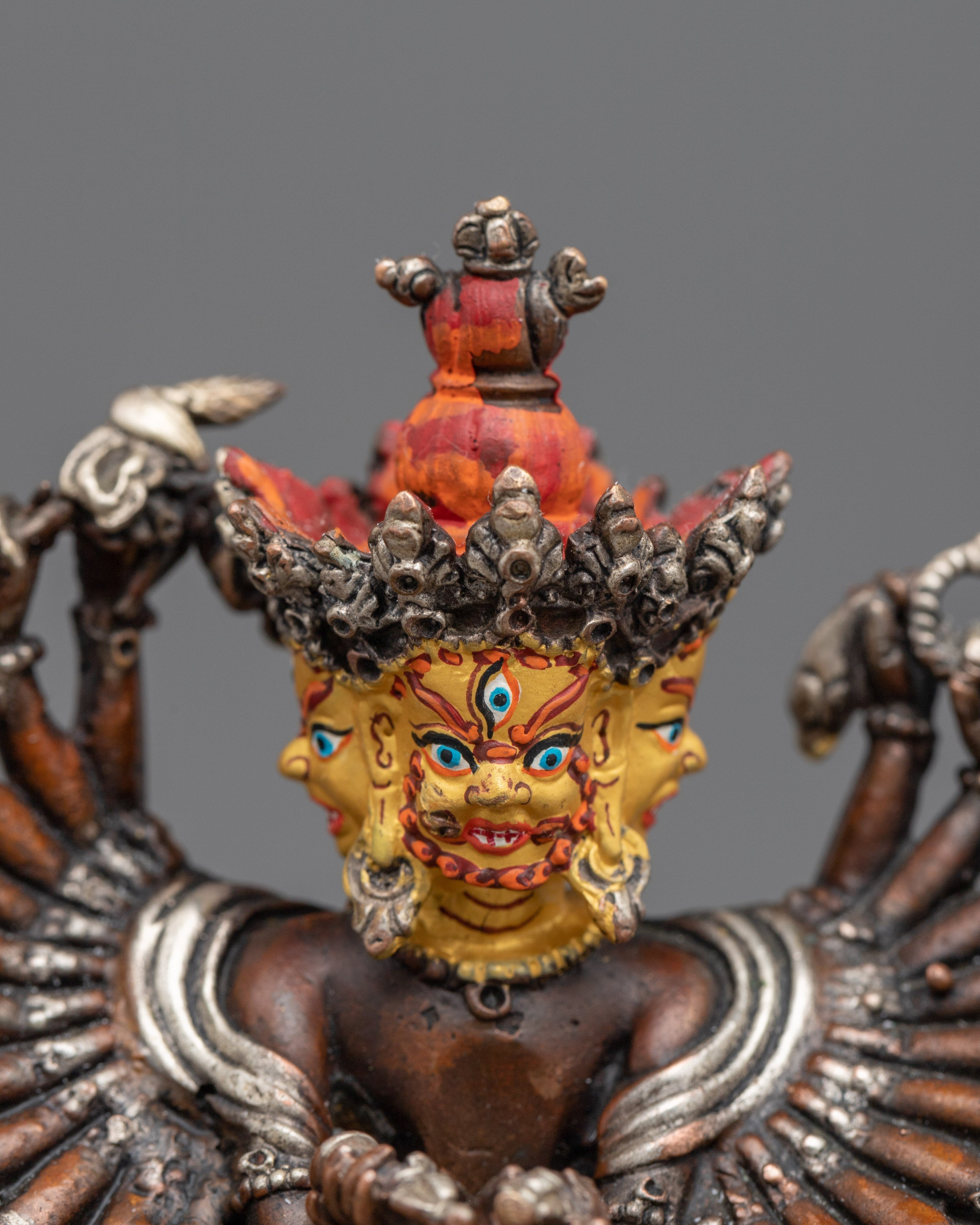 Tibetan Buddhist Kalachakra Sculpture | Symbolizing the Ability to Handle All Situations