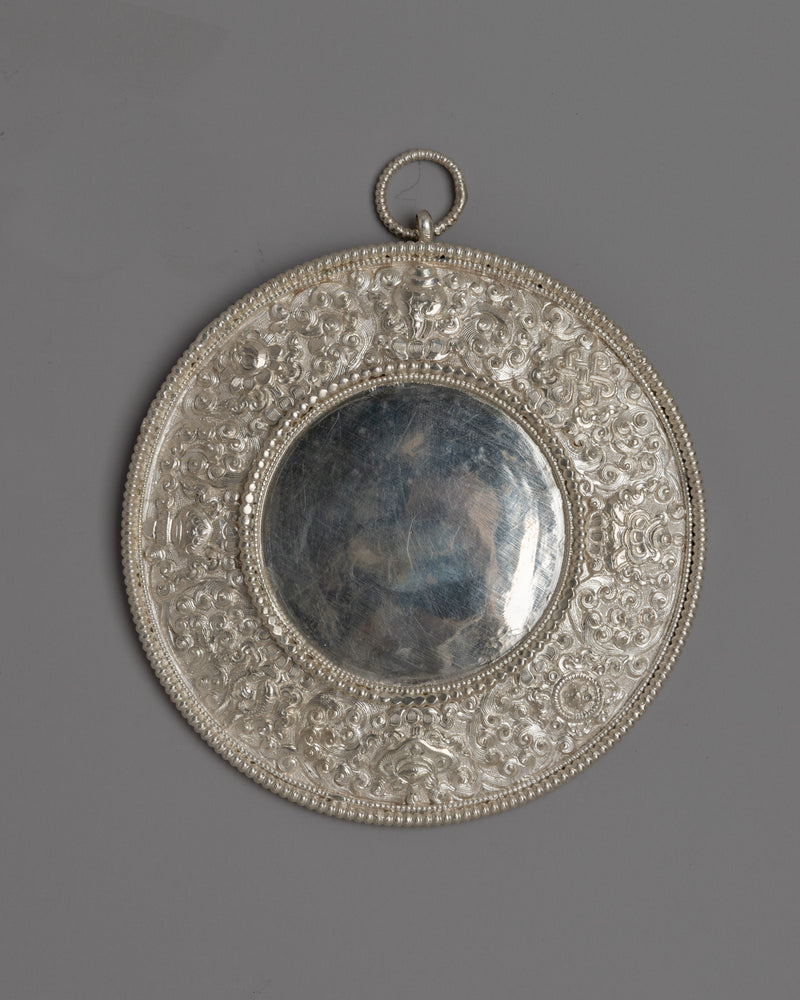 Round Silver Mirror | Timeless Elegance and Reflective Beauty for Your Space