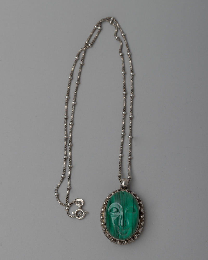 Oval Green Malachite Locket | Elegant Green Stone Jewelry