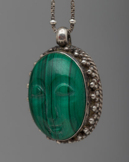 Oval Green Malachite Locket | Elegant Green Stone Jewelry