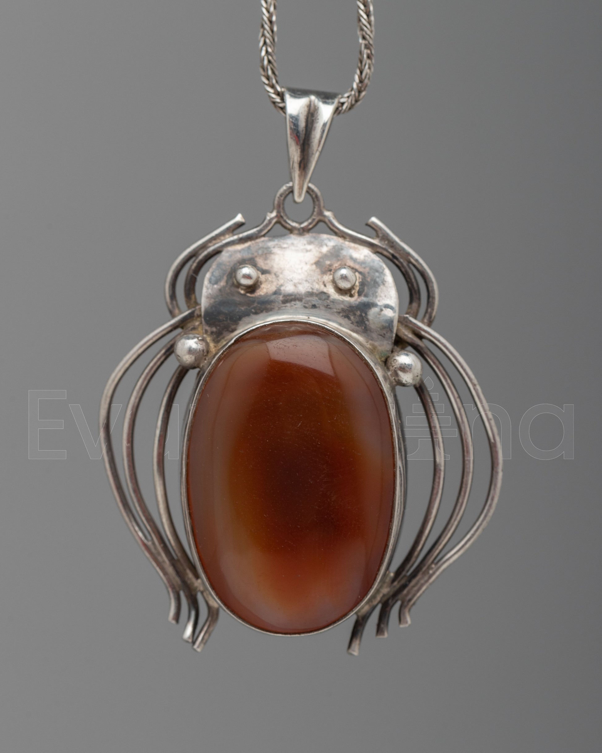  Gemstone Locket