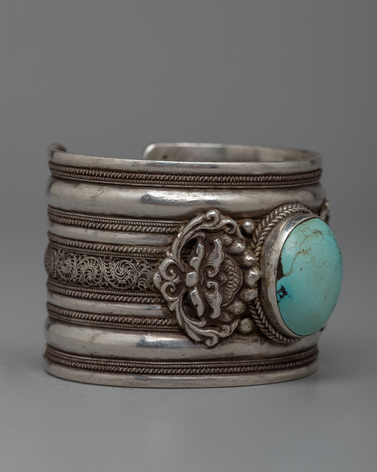 Bracelet with Turquoise | Boho Chic to Your Look