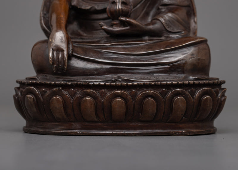 Zhabdrung Rinpoche Statue | Honoring the Enlightened Master and Spiritual