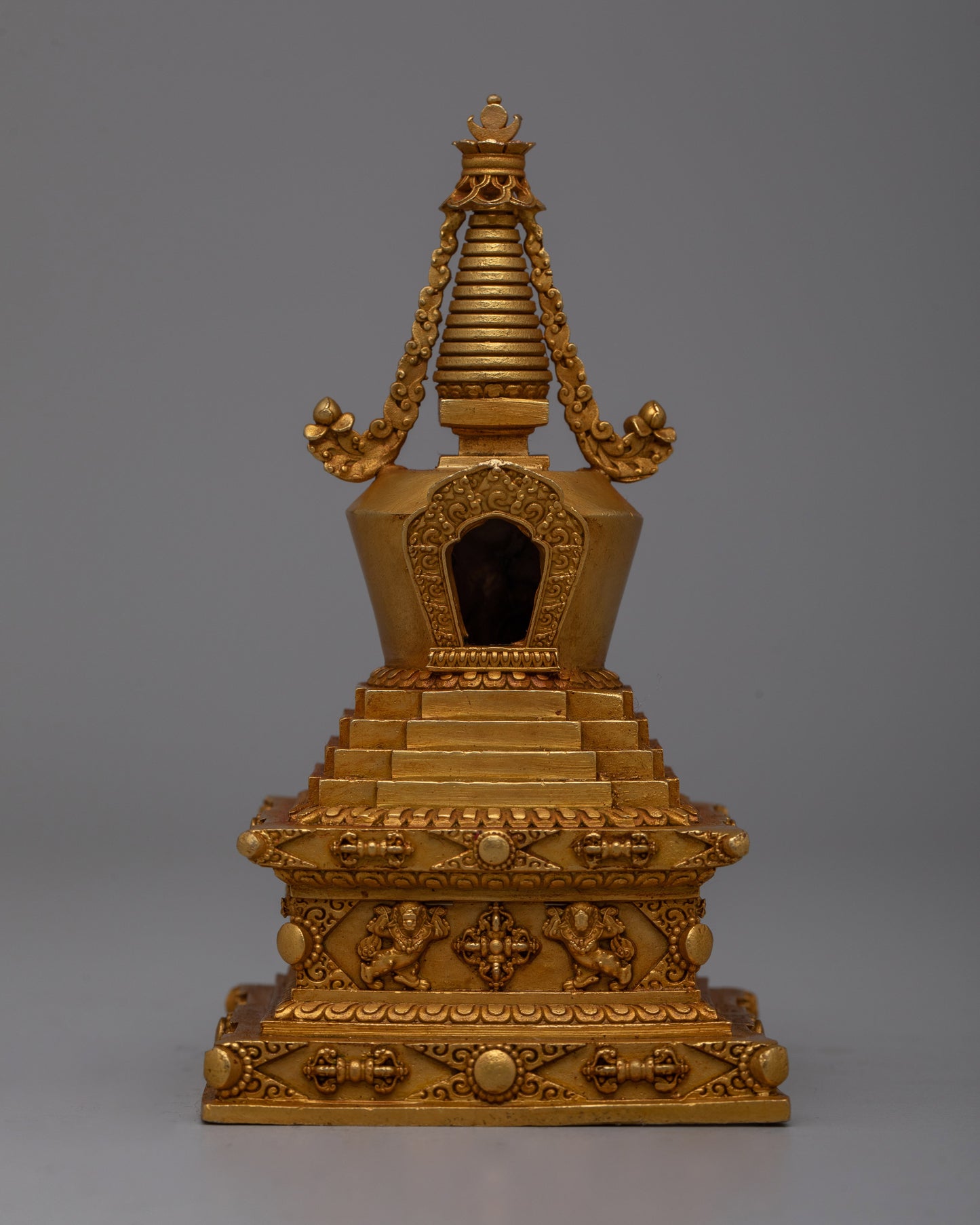 8 Buddhist Stupa Set | Symbolic Representation of Buddhist Enlightenment