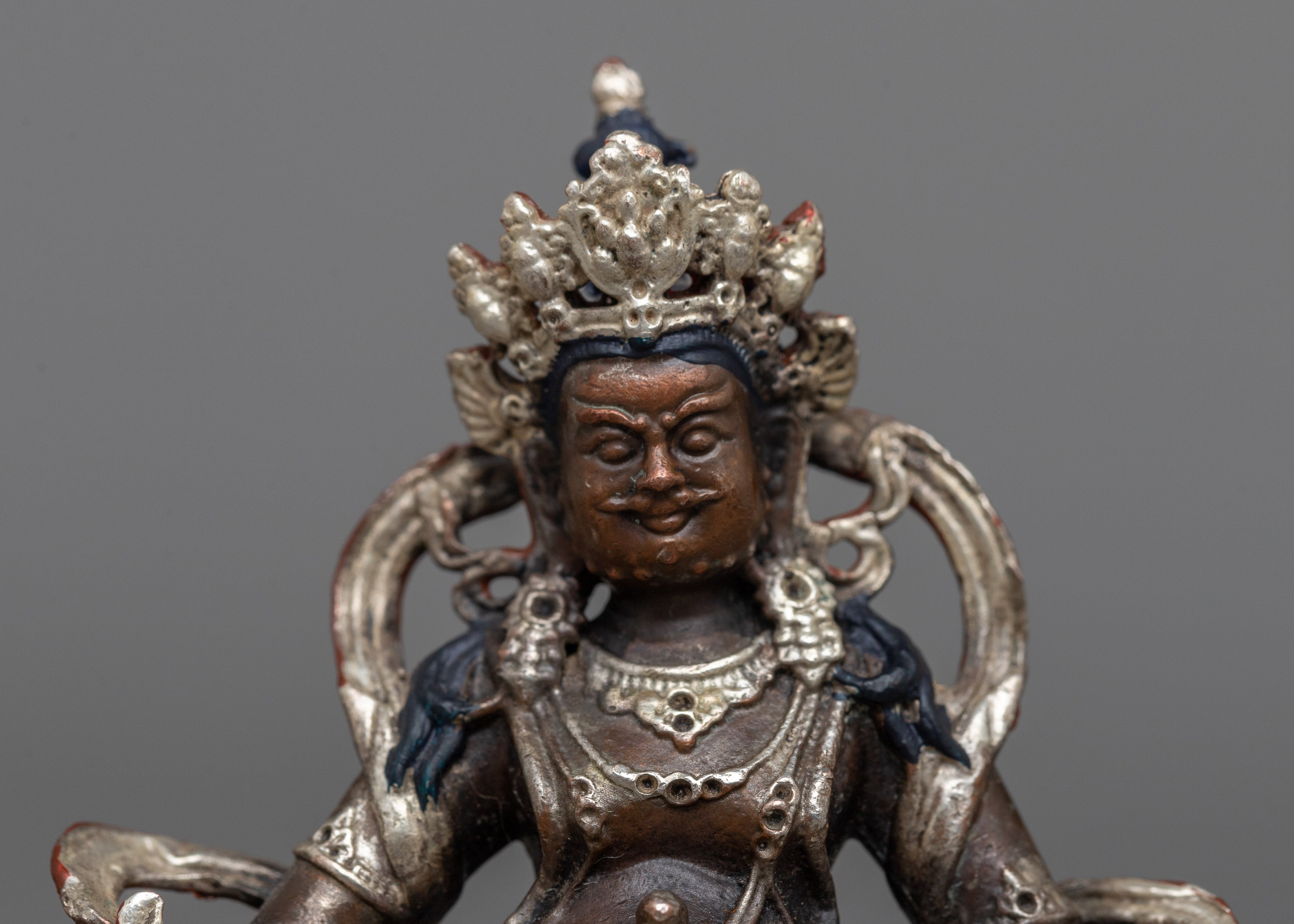 Machine Made Jambhala Statue | ffortless Craftsmanship Radiating Prosperity and Fortune