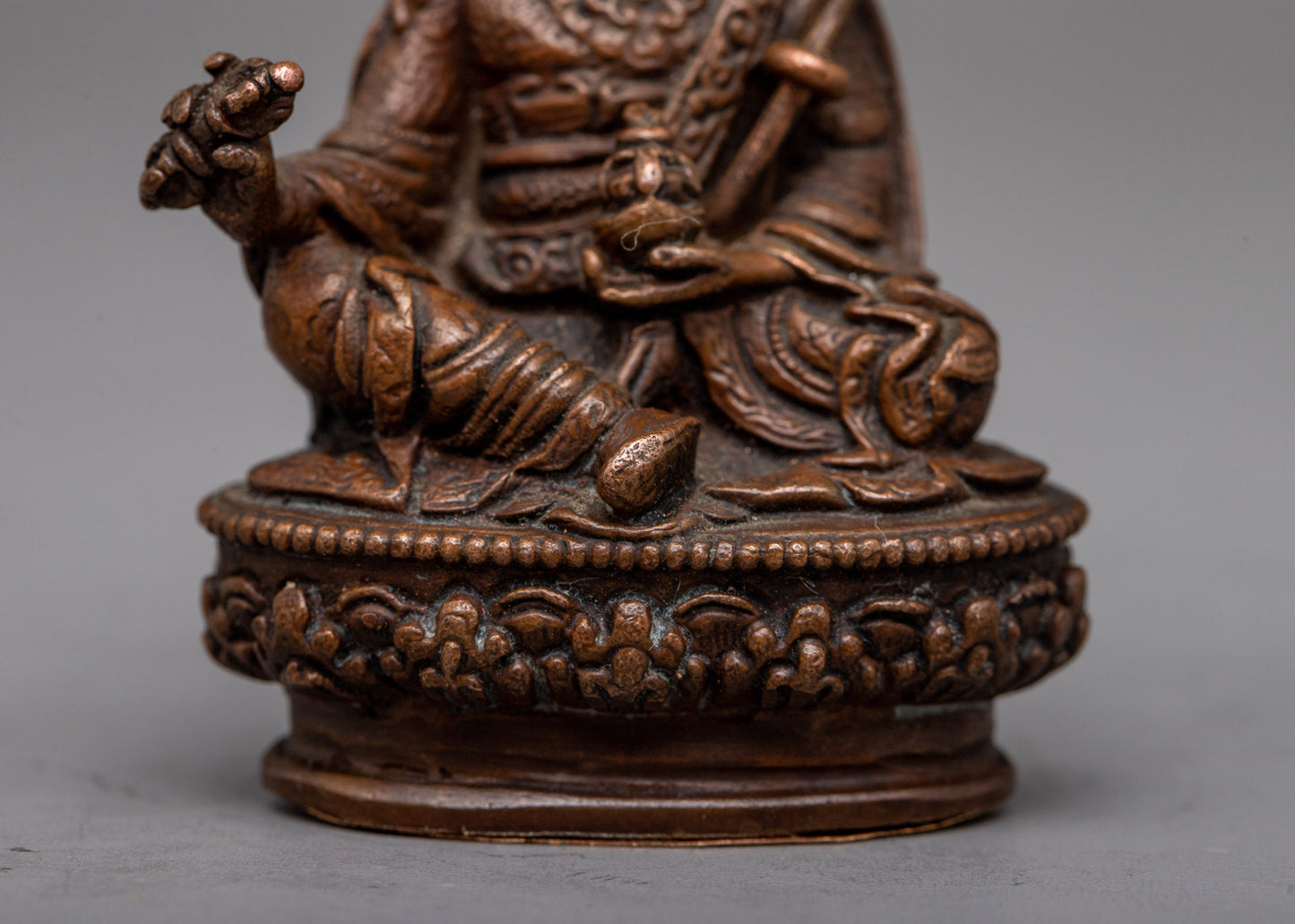 Padmasambhava Guru Rinpoche Statue | Embody Wisdom and Spiritual Guidance