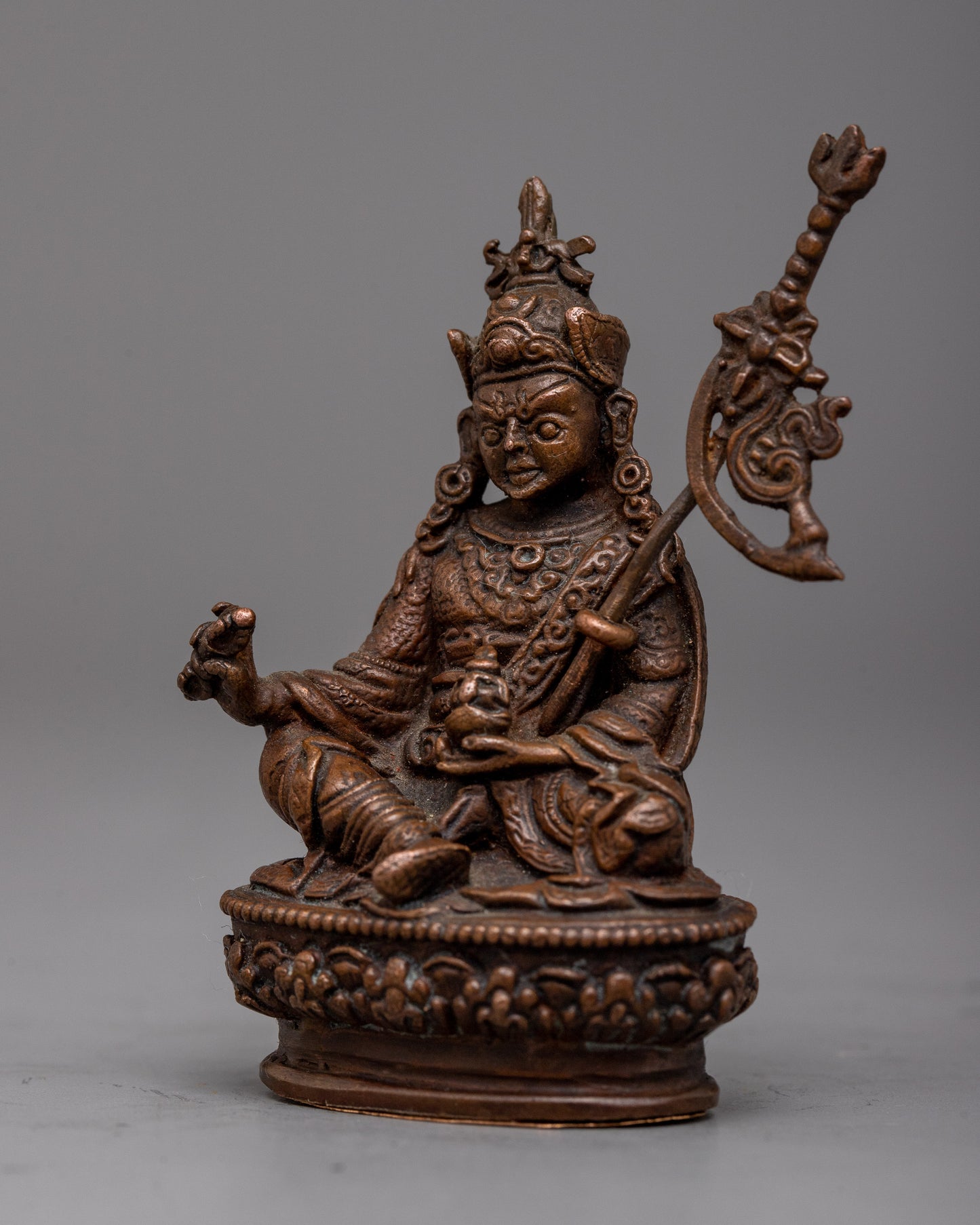 Padmasambhava Guru Rinpoche Statue | Embody Wisdom and Spiritual Guidance