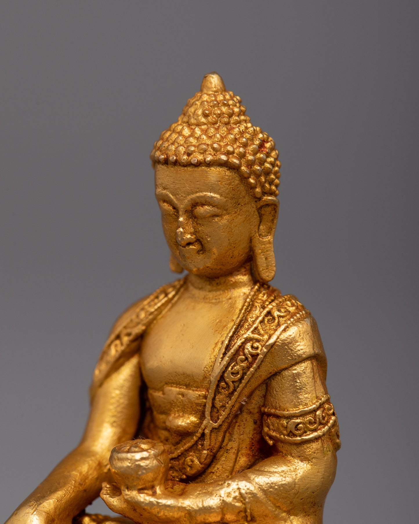 Buddha Gautama Shakyamuni Statue | Sacred Statue Embrace Spiritual Tranquility