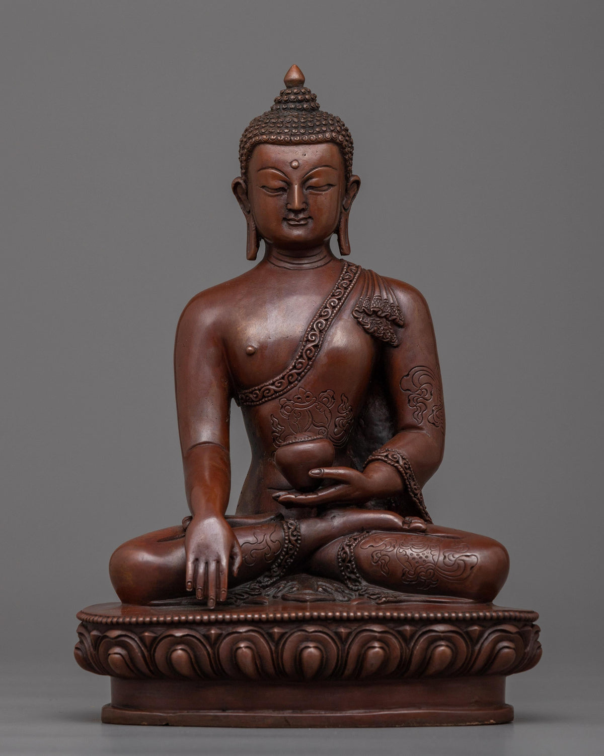 shakyamuni's statue