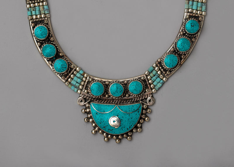 Tibetan Turquoise Necklace | Infused with Cultural Significance and Natural Beauty