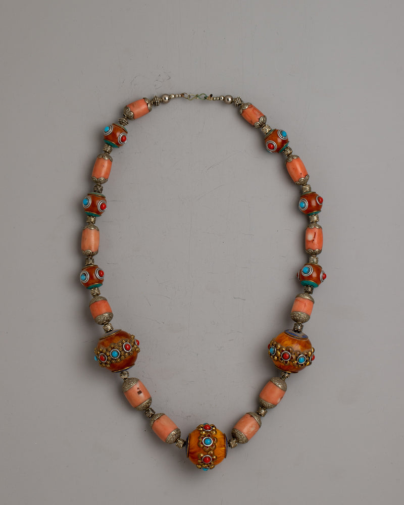 Amber Jewelry Tibet | Capturing Ancient Mystique and Modern Elegance