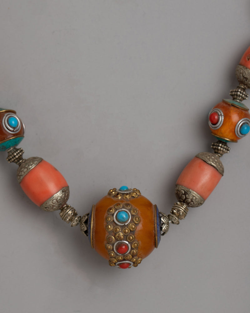 Tibetan Amber Necklace | Embrace Tradition with Unique Elegance