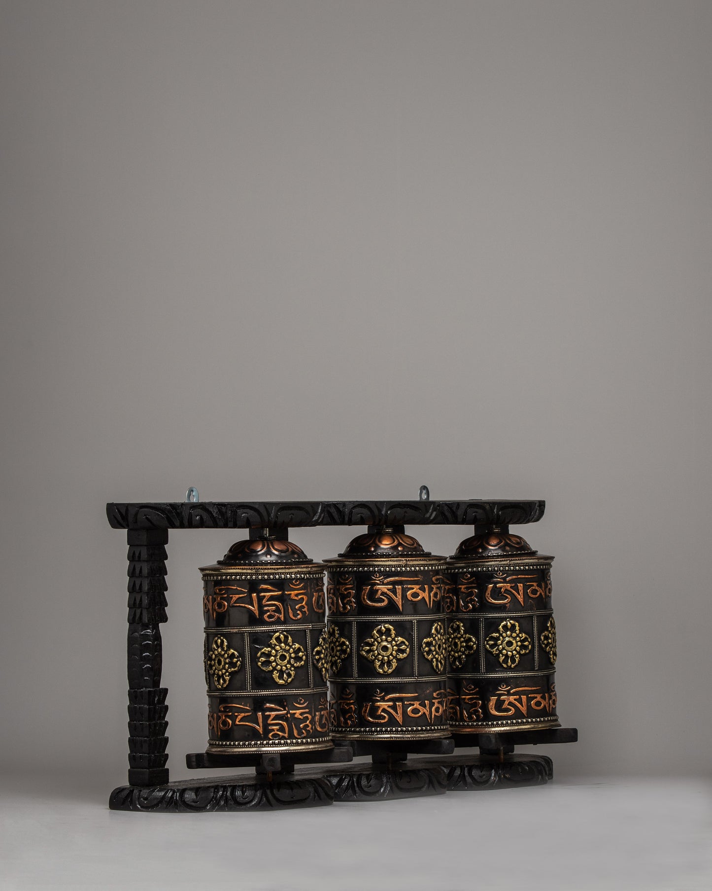 Buddhist Mantra Prayer Wheel | Experience Spiritual Harmony and Devotion